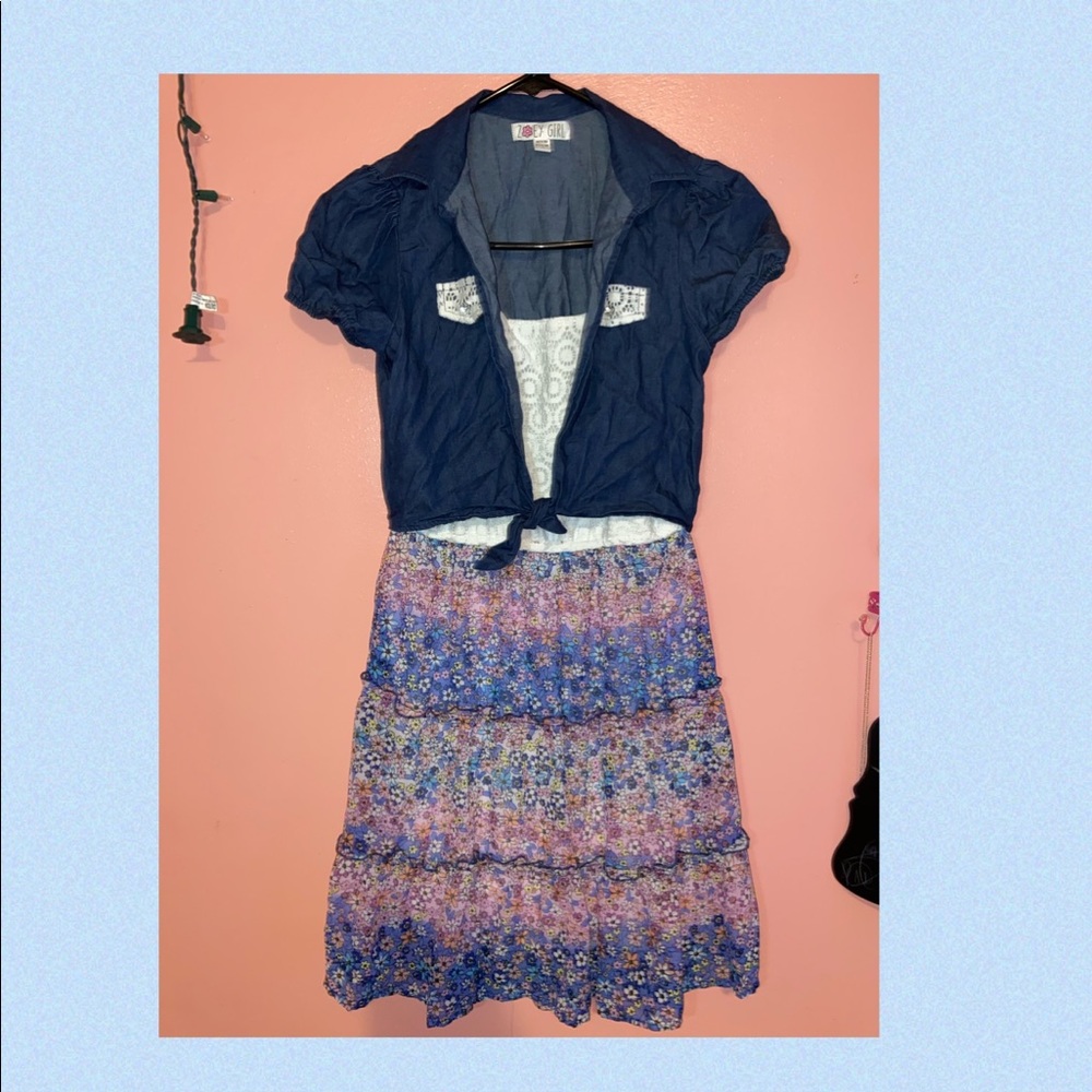 A girl dress!!